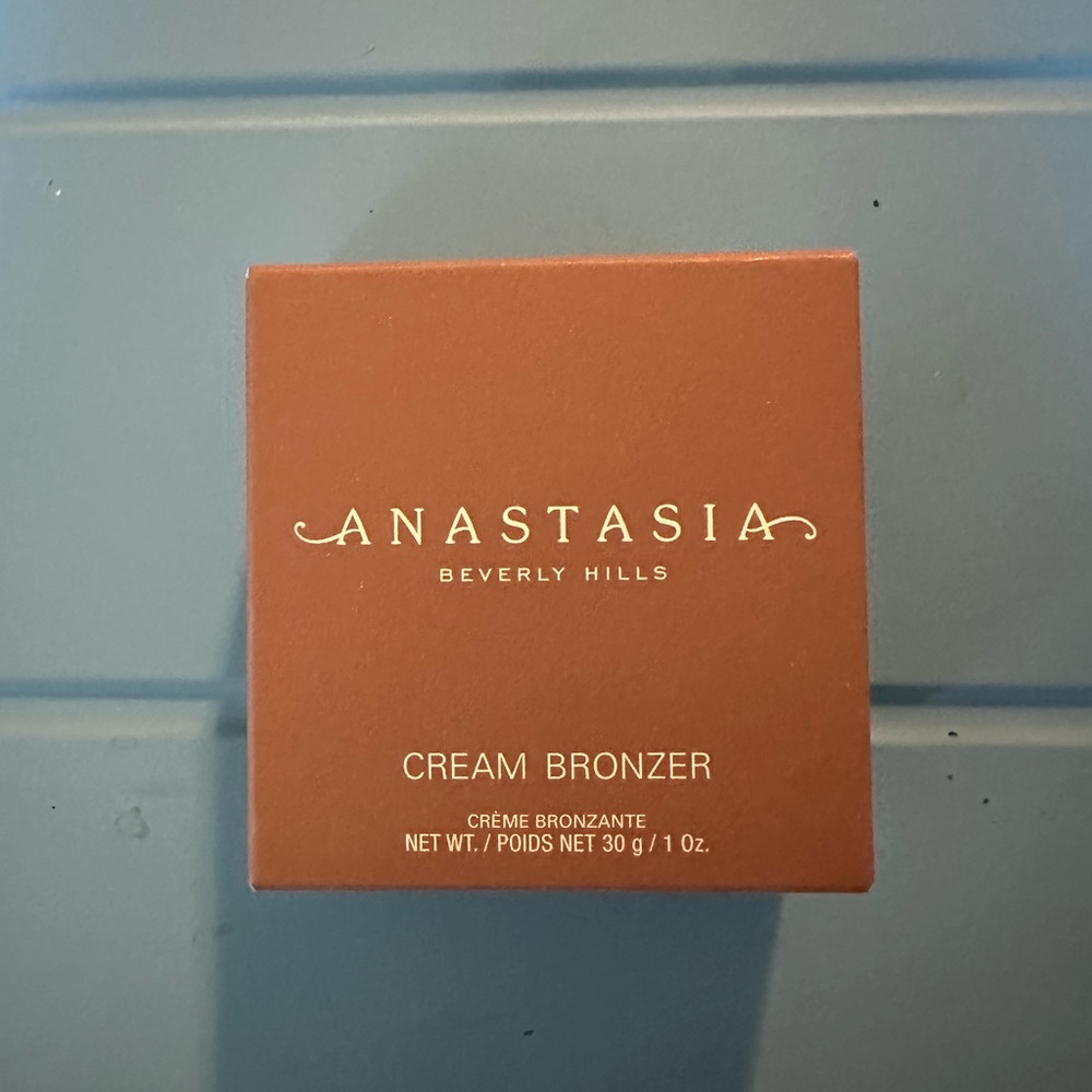 Anastasia Beverly Hills Cream Bronzer In Amber Shade